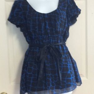 Beautiful royal blue & black lined top